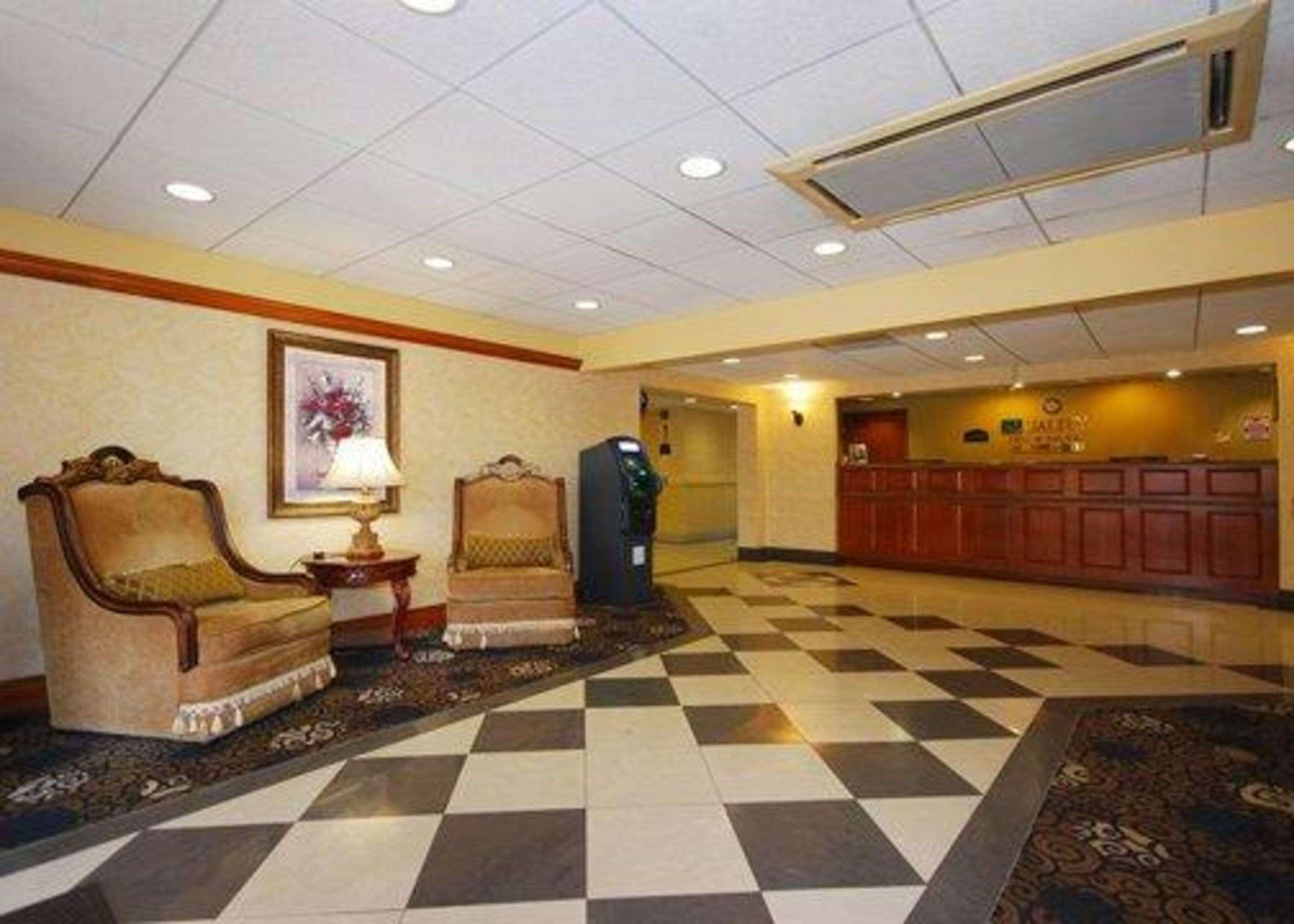 Quality Inn & Suites Bensalem Εξωτερικό φωτογραφία